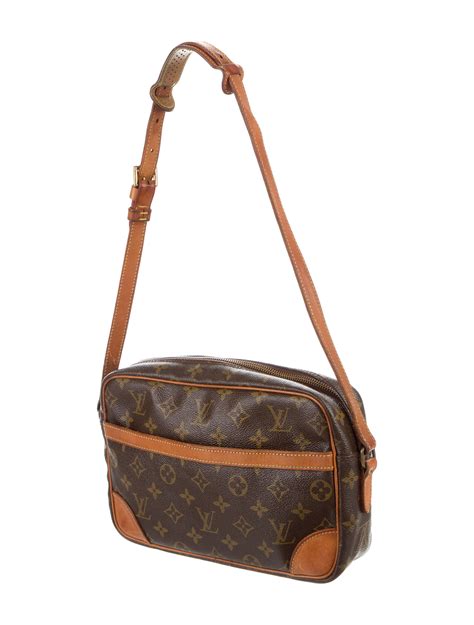 louis vuitton bag rectangle|louis vuitton vintage monogram bag.